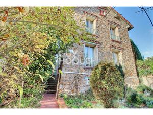 Chaville rive droite  maison Meulière de 116 m² .