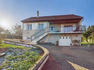 Pavillon sur sous-sol total  2 chambres avec jardin clos - P