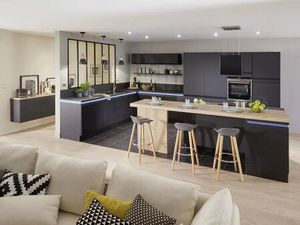 T4 SUD EST 10M2 DE TERRASSE PARKING