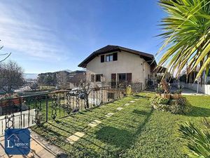 Maison de luxe de 7 pièces en vente à Vétraz-Monthoux  Auvergne-Rhône-Alpes