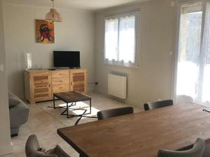 Location appartement 4 pièces 75 m² à Marseille 8 (13008)