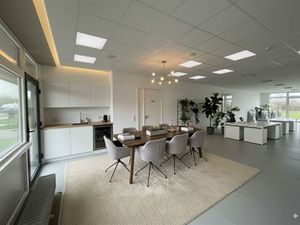 Commercieel te koop in Deurne