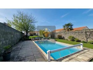 Vente Maison 6 pièces 140 m2 à Saint-Lumine-de-Coutais