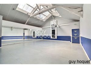 Local commercial Bernay