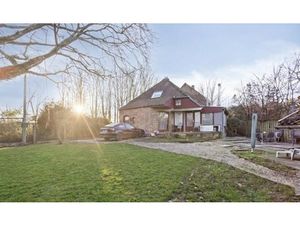 Huis te koop in Dworp met 3 slaapkamers