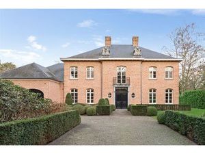 Huis te koop in Schoten met 4 slaapkamers