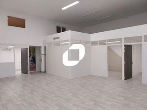 Grand local commercial avec vitrine et parking