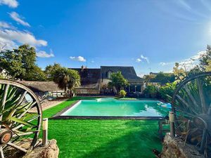 Vente maison 10 pièces 260 m² Les Hauts-d'Anjou (49330)