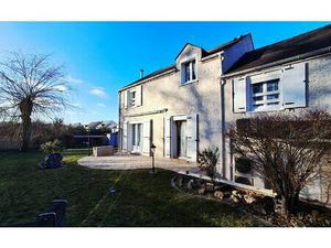 Maison Nemours 106 m² T-5 à vendre  269 000 €