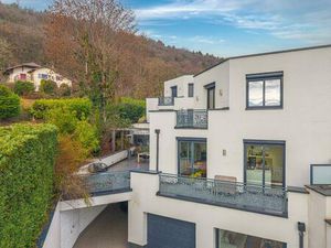 Maison Contemporaine - 6 pièces Divonne Les Bains (01)