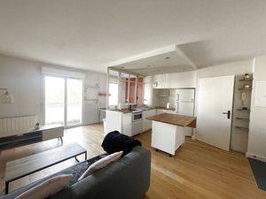 Beau T2 avec balcon et parking rue R Tylipski