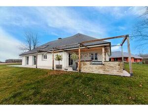 Maison de 215 m² à Ogeu-Les-Bains