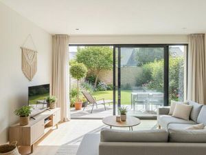 REZ-DE-JARDIN deux pièces sans perte de place et PARKING au PERREUX-SUR-MARNE