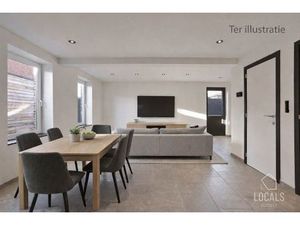 Volledig gerenoveerde halfopen bebouwing in Denderhoutem