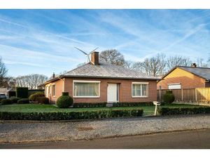 Gelijkvloerse woning op 680 m² in rustige woonwijk Dorperveld (Neeroeteren)