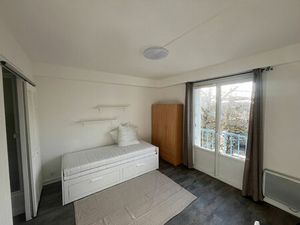 Location appartement 1 pièce  16.74m²  Saint