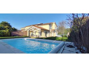 Tassin La Demi Lune - Superbe Maison 5 pièces de 121 m2 sur terrain 366 m2