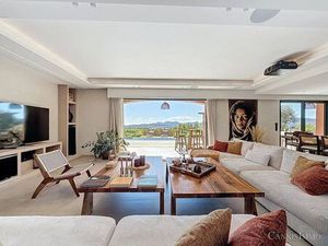 Maison de luxe de 9 pièces en vente à Mougins  France