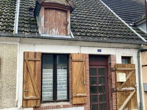 Vente maison 2 pièces 43 m² Jouet-sur-l'Aubois (18320)