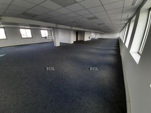 À louer : plateau de bureaux de 1 514 m² à Ivry-sur-Seine (94)