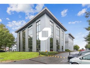 A LOUER  CRETEIL EUROPARC