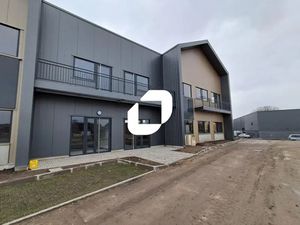 A VENDRE OU A LOUER  A PARTIR DE 358 M²