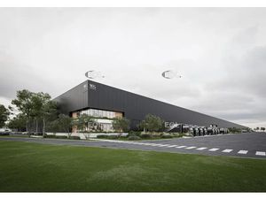 CALAIS - Lancement en blanc - 12 000 m² disponible immédiatement