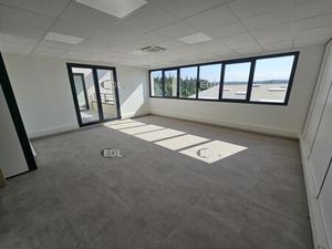 À louer : bureaux neufs de 605 m² à Limeil-Brévannes (94)