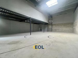 A louer - entrepôt avec bureaux de 417 m²