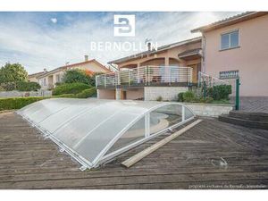 Vente maison - 7 pièce(s)