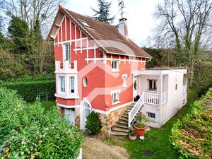 Jolie maison à vendre à Bougival avec 4 chambres  jardin  sous-sol  garage et DPE D