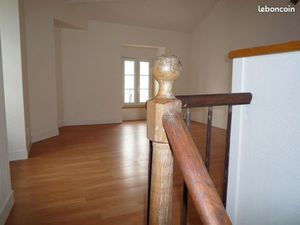 Mansle Hyper Centre-T3-90 m2-Tout à pied