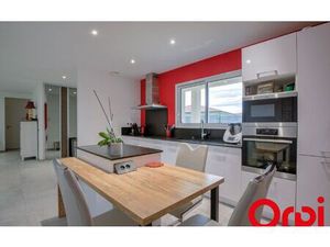 Maison Montluel m² T-4 à vendre  491 000 €