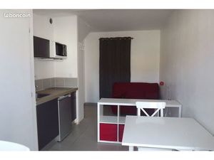 Loue studio MEUBLE Etudiant 20m2 LES MINIMES proche à pieds Facultés; 550 euros (Chauffage