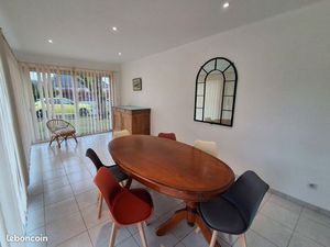 Location maison 6 pièces 135 m2