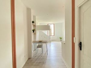 Studio rénové avec Mezzanine