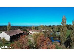 Ferme avec habitation T6 et 2 42 hectares