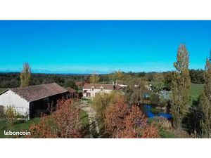 Ferme avec habitation T6 et 2 42 hectares