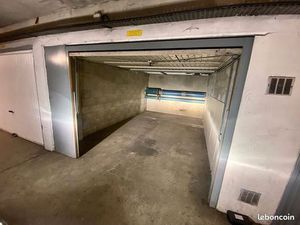 Parking / box / Garage à Evry-Courcouronnes