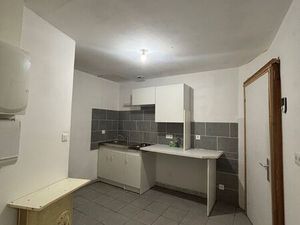 Pont-de-Vaux – Studio 16 m² à rafraîchir – Idéal 1er achat ou investissement locatif