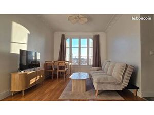 Appartement 3 pièces meublé – Balcons filants – Transports immédiats (15 minutes de Paris 