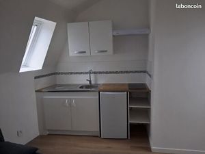 Location studio laon ville haute