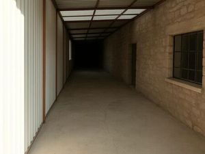 Garage dépôt stockage