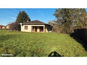 Maison indépendante avec 1200m2