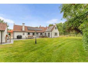 Villa à vendre avec 4.000 m² de terrain à Coxyde!