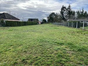 Terrain 1 240 m² Huriel
