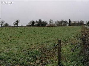 Terrain 2 785 m² Saint Genest