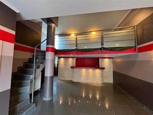 Un espace lumineux et polyvalent  prêt à accueillir votre pr