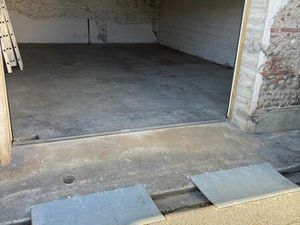 Location emplacement moto -Garage-