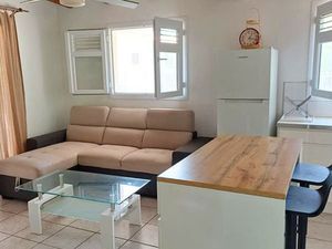 F2 meublé bien placé au Robert